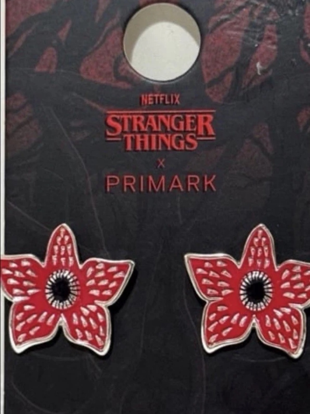 Stranger Things x Primark Red Demogorgon Flower Kids Earrings